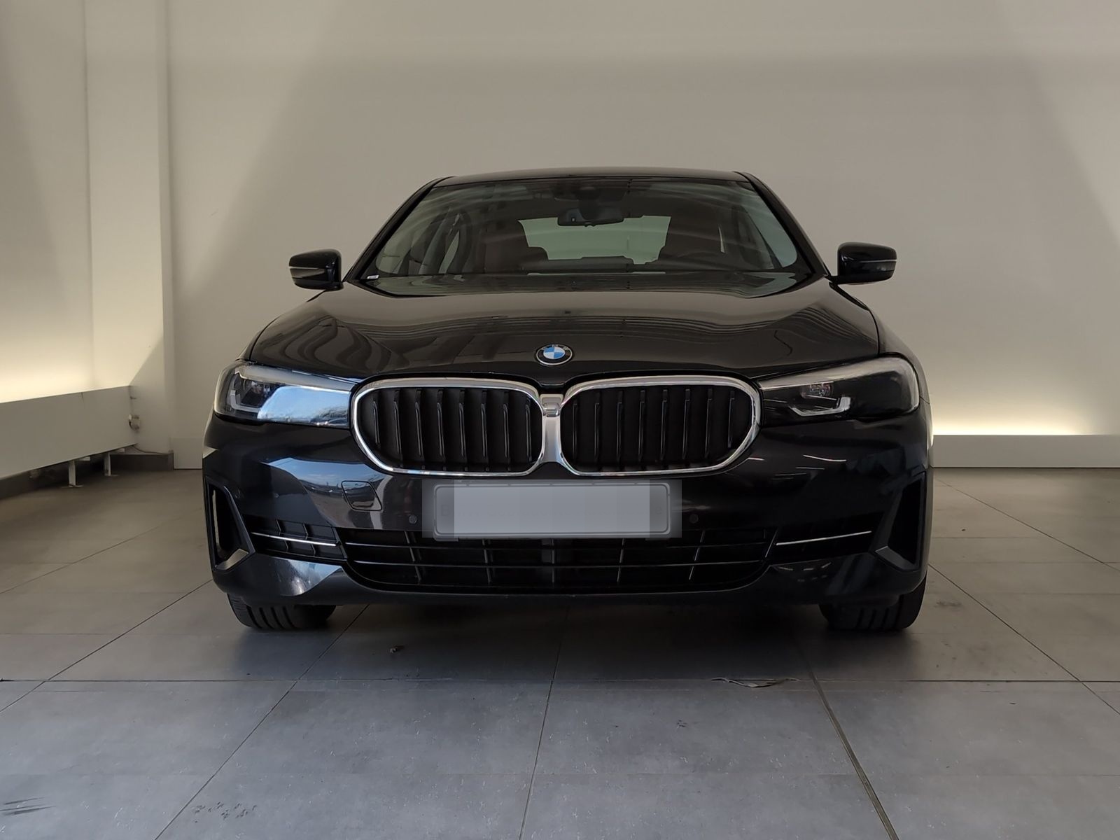 BMW 530d xDrive Limousine Navi/LED/RFK/SHZ/Apple Nav foto 2