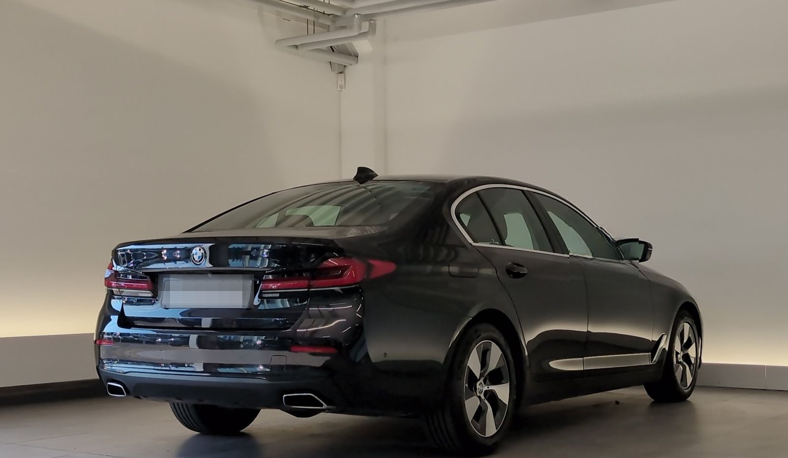 BMW 530d xDrive Limousine Navi/LED/RFK/SHZ/Apple Nav foto 8