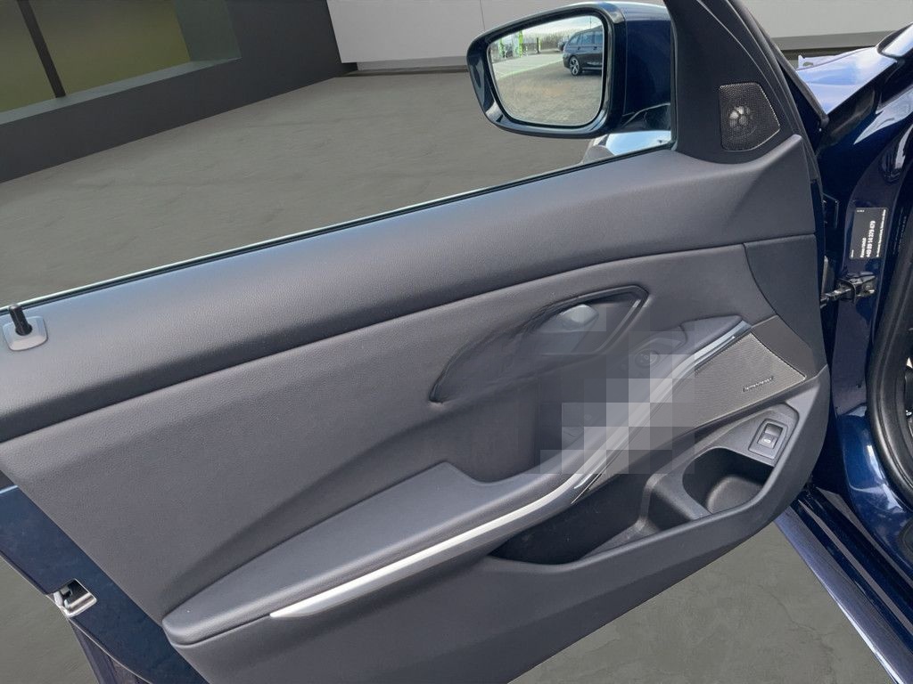BMW 330d T. M-SPORT LED NAVI HUD PANO 360° H/K 18" foto 16