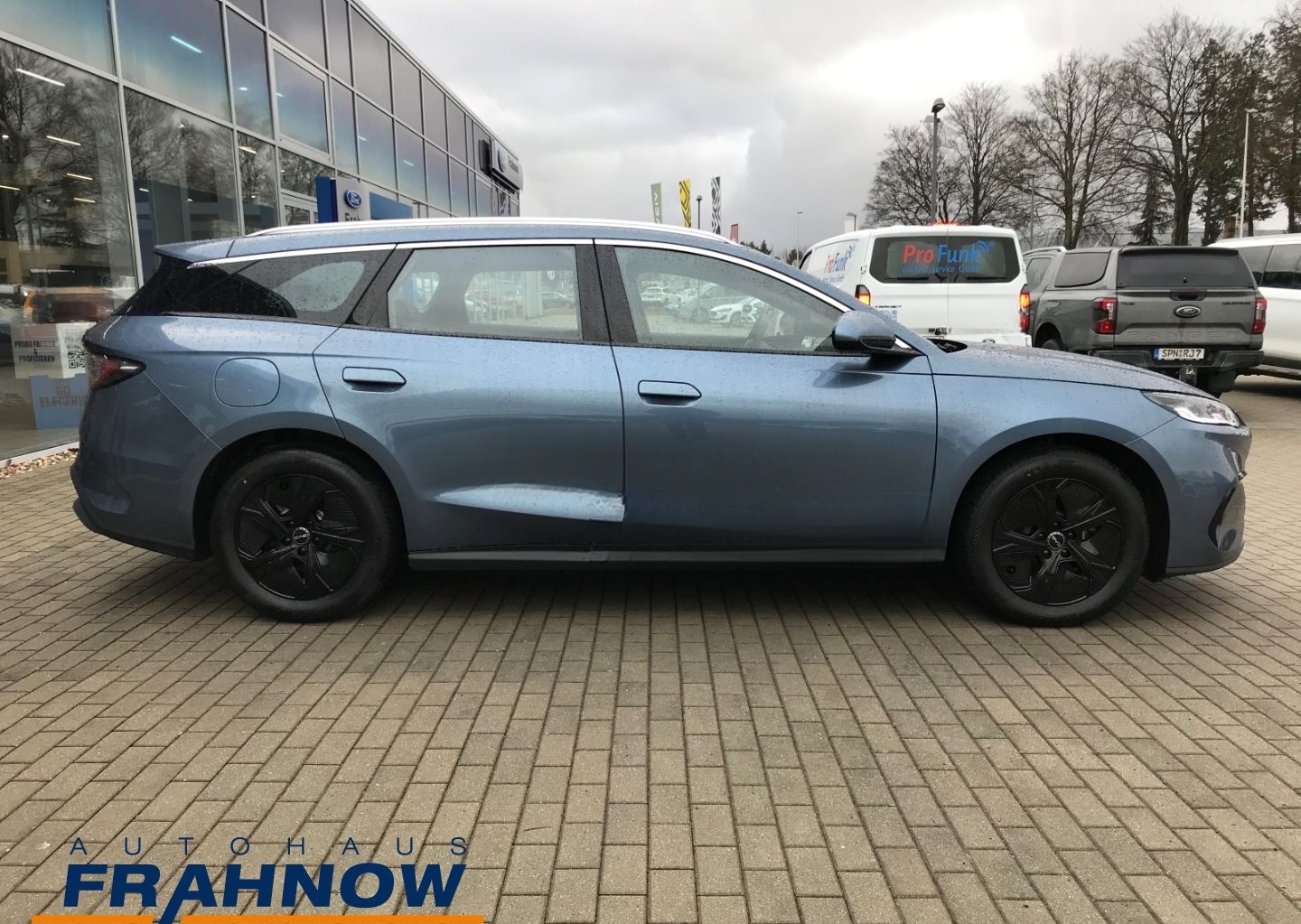 BYD Seal 6 DM-i Touring 135 kW 1.5 PHEV Boost LED NA foto 3