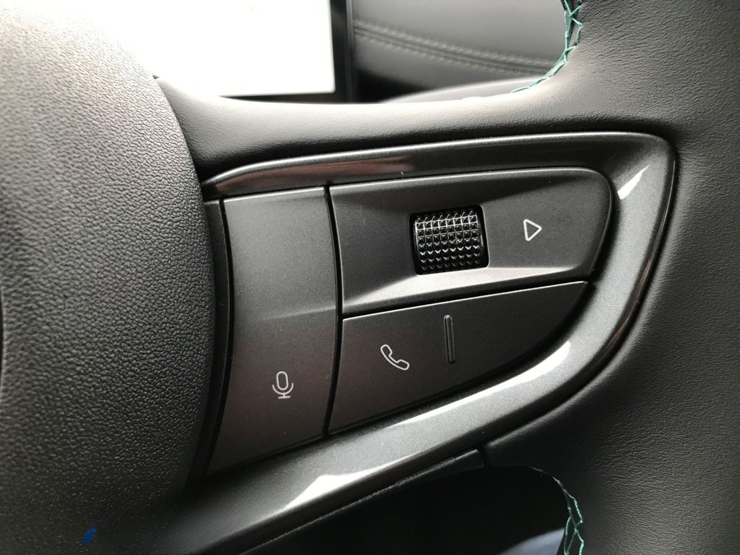 BYD Seal 6 DM-i Touring 135 kW 1.5 PHEV Boost LED NA foto 22