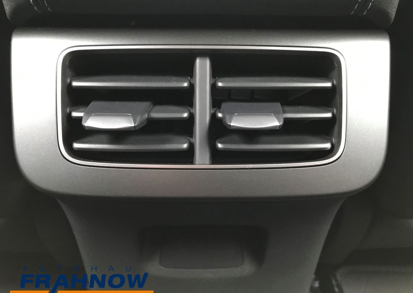 BYD Seal 6 DM-i Touring 135 kW 1.5 PHEV Boost LED NA foto 24