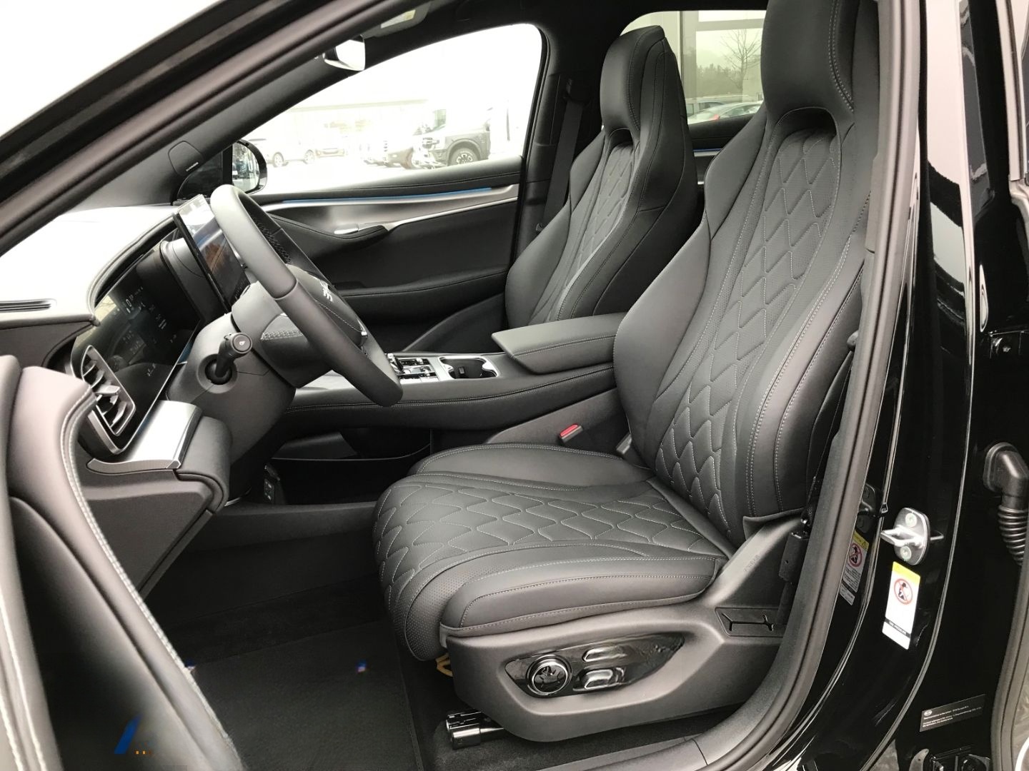 BYD SEALION 7 390 kW AWD Design LED NAVI ACC PDC KAM foto 9