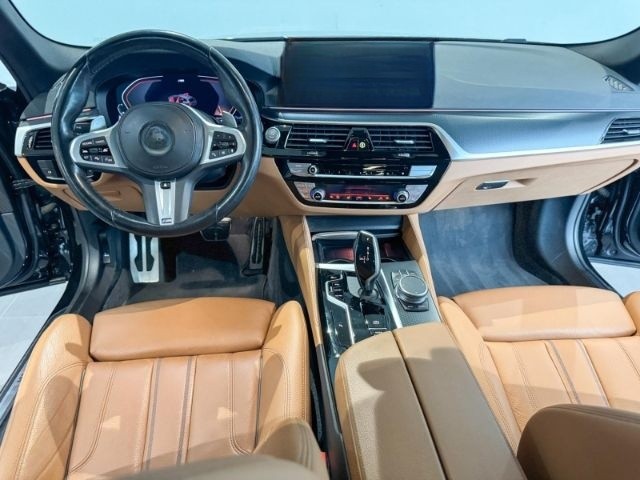 BMW 520 d xDrive Touring M Sport H&K+Temp+Navi foto 13