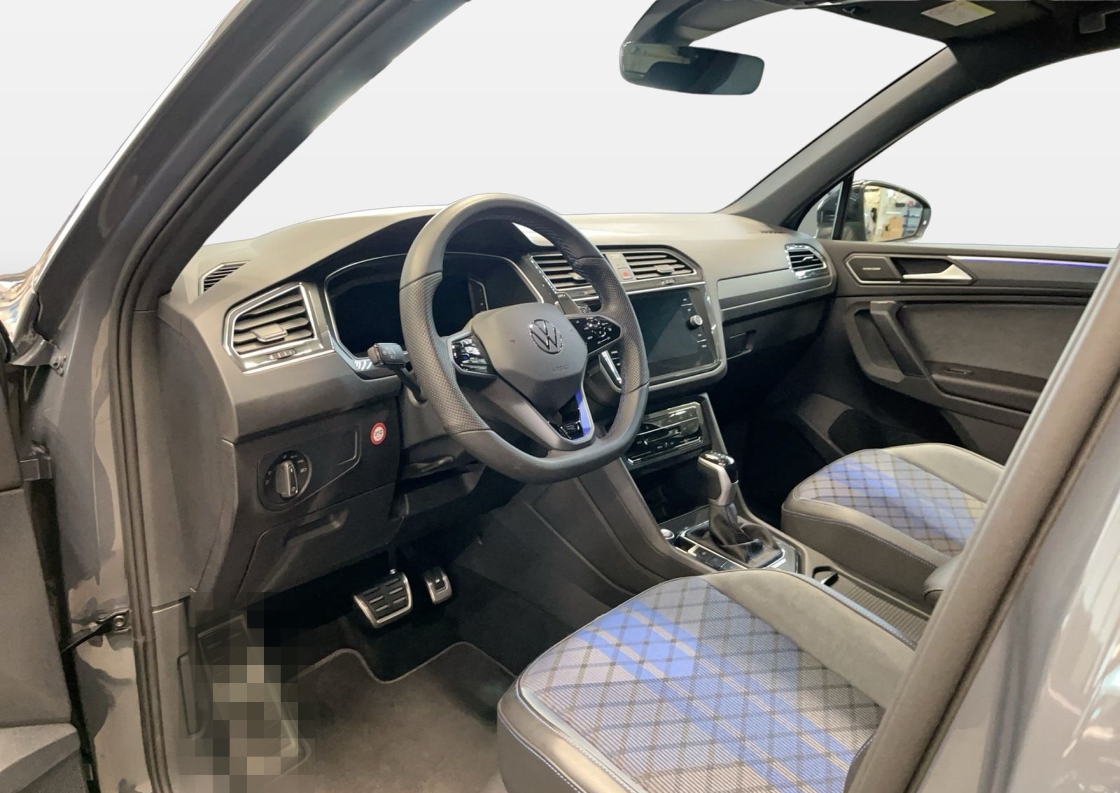 Volkswagen Tiguan R 2.0 TSI DSG 4M. ACC AHK AUT Kam. LED foto 8