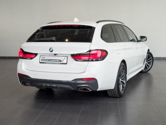 BMW 530 d xDrive Touring M Sport Memory H&K LED foto 3
