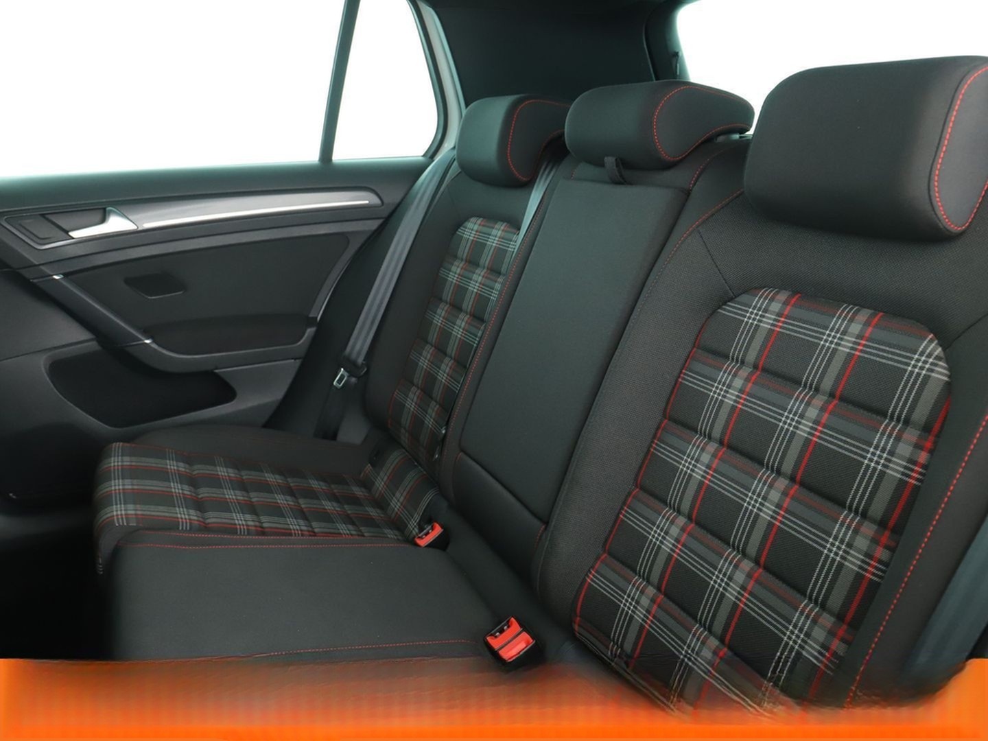 Volkswagen Golf VII 2.0 TSI GTI Performance BM Aut.*NAVI* foto 14