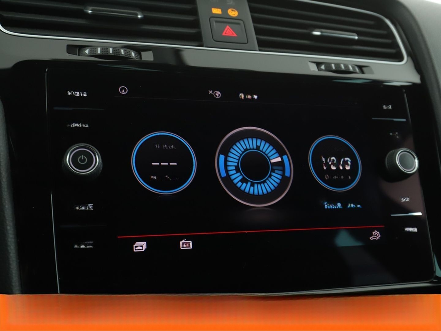 Volkswagen Golf VII 2.0 TSI GTI Performance BM Aut.*NAVI* foto 21