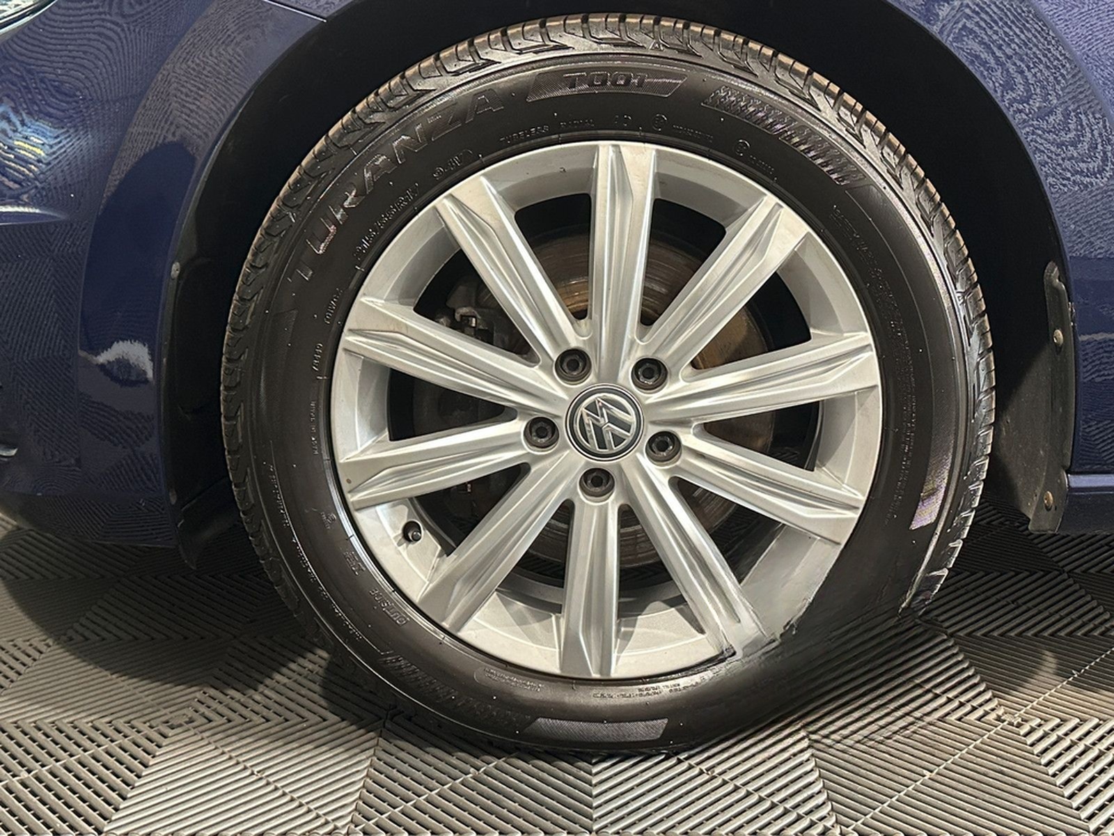 Volkswagen Touran 1.5 TSI*HIGHLINE*LED-7.STZ-PANO-AHK-ACC foto 14