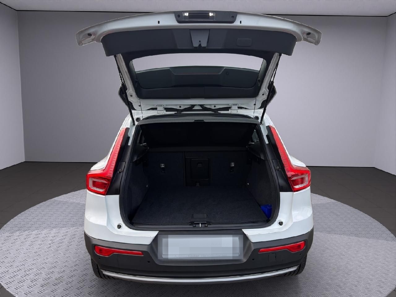 Volvo XC40 Momentum AWD *Navi*Licht Paket* foto 16