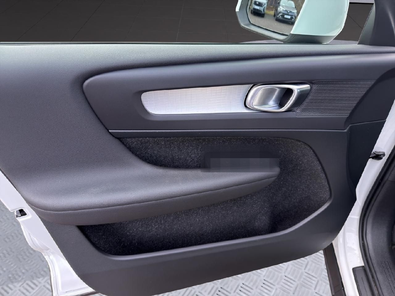 Volvo XC40 Momentum AWD *Navi*Licht Paket* foto 10