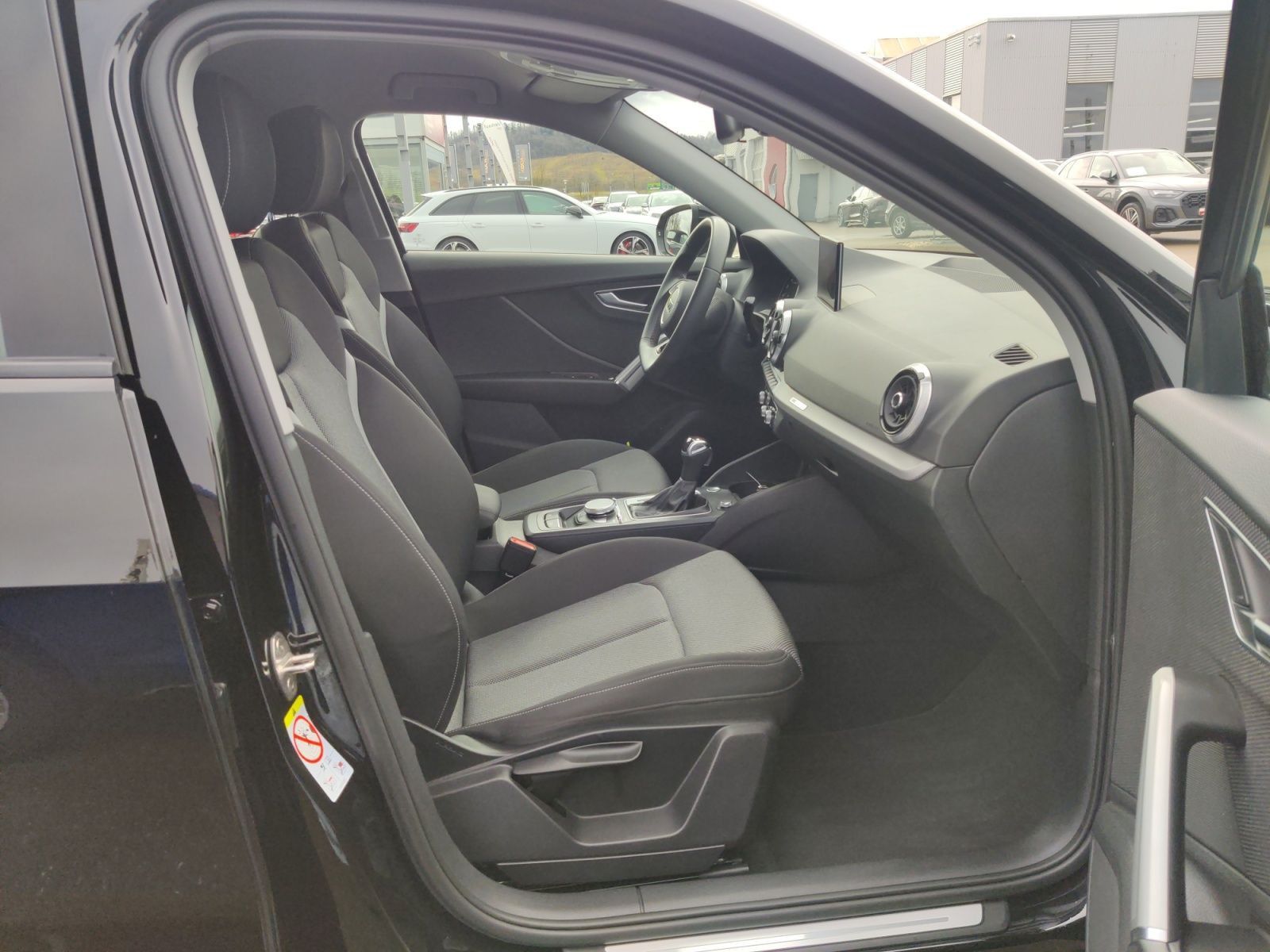 Audi Q2 35 TFSI S-Tronic advanced, Sportsitze, Navi T foto 15