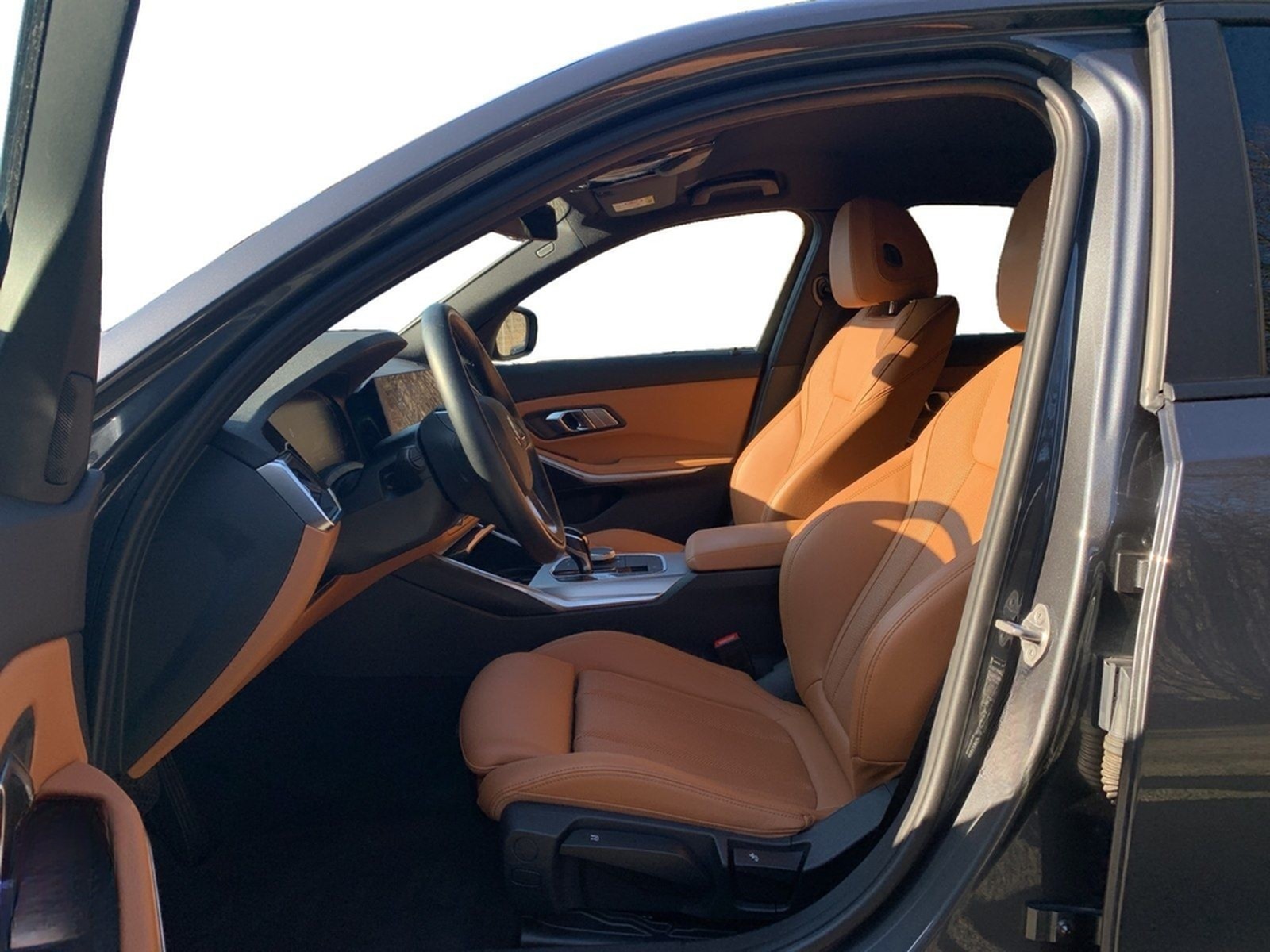 BMW 330i Limousine RFK HIFI SPORTSITZE LED SHZ DAB foto 17