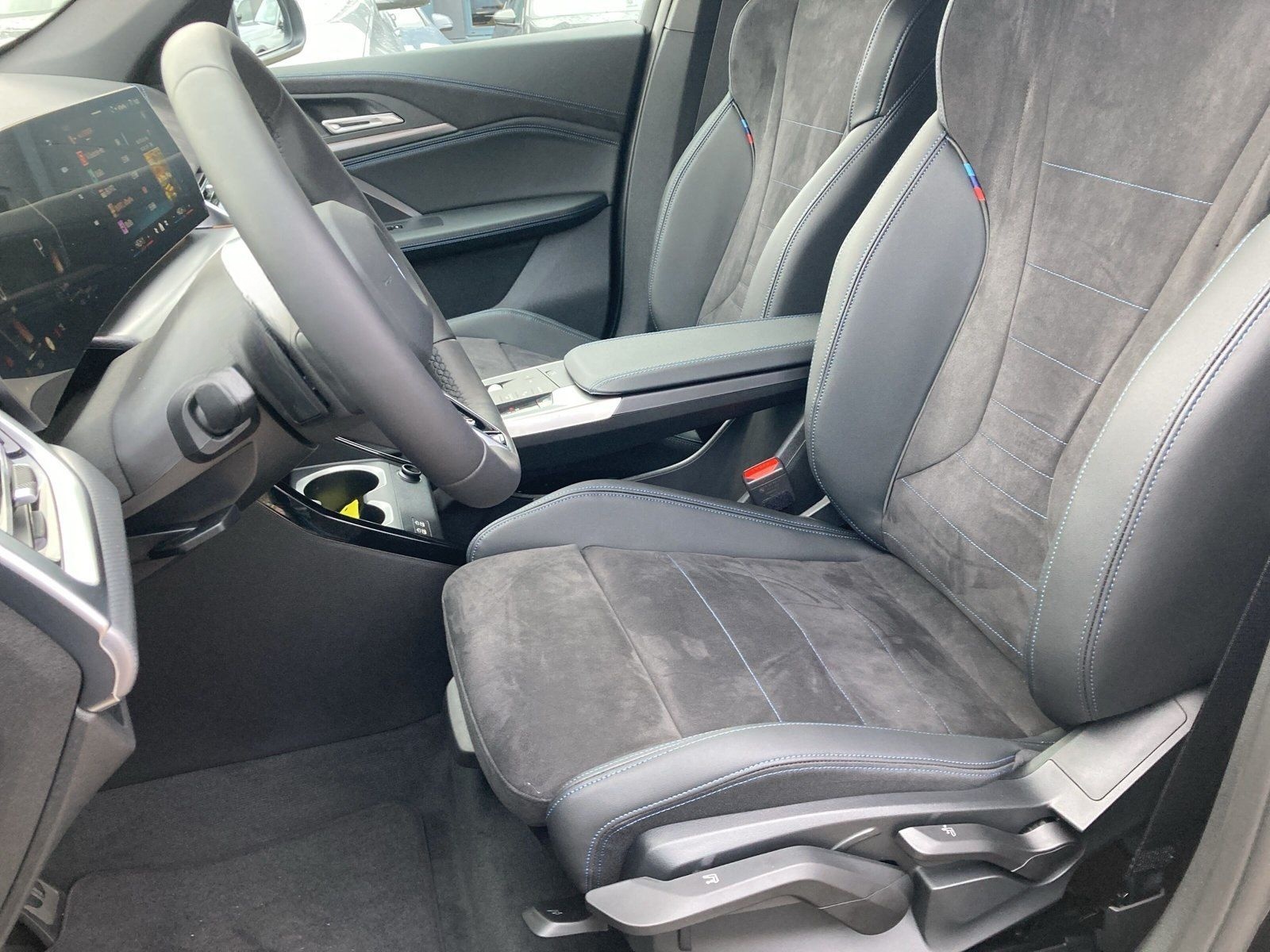 BMW X1 sDrive18i M Sportpaket DAB LED Komfortzg. foto 9