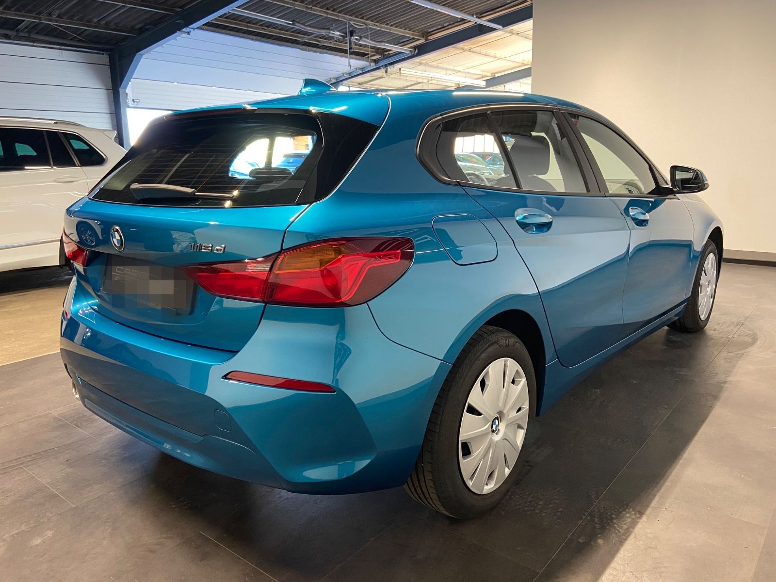 BMW 116 d Limousine  Edition Colorvision foto 3