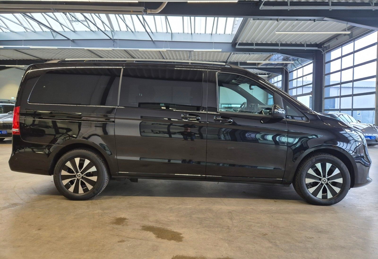 Mercedes-Benz V250 d 4MATIC LANG LEDER STANDHZ MBUX AHK 7SITZE foto 9