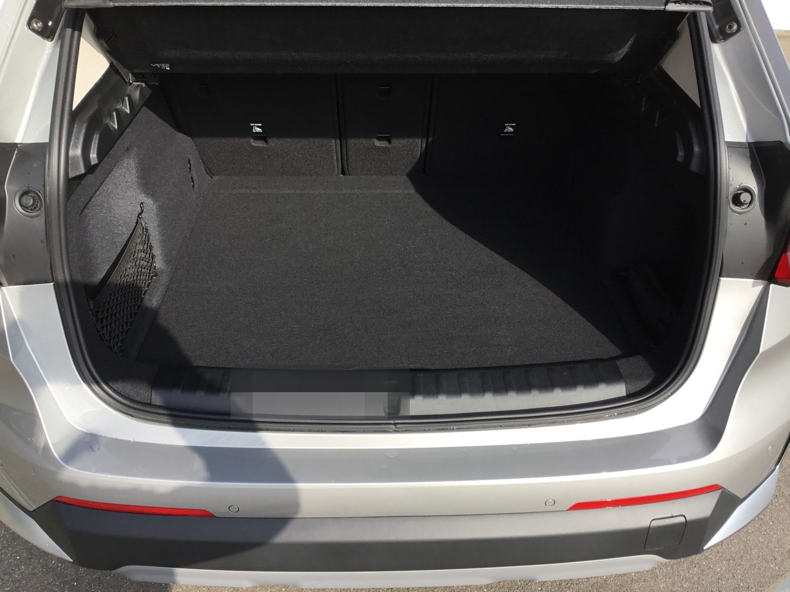 BMW X1 sDrive20i KAMERA+AHK+LM17+SITZHZ+LED foto 10