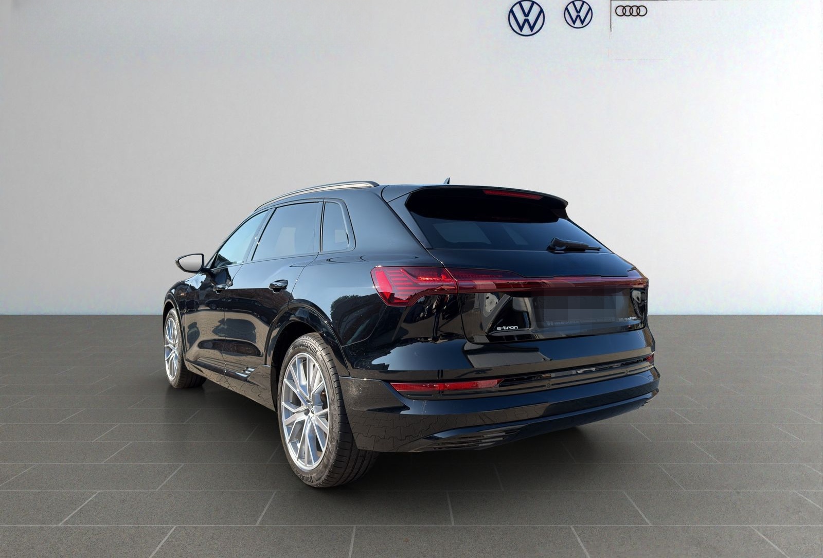 Audi e-tron 55 q advanced Valcona Black 21 ACC 360° foto 4