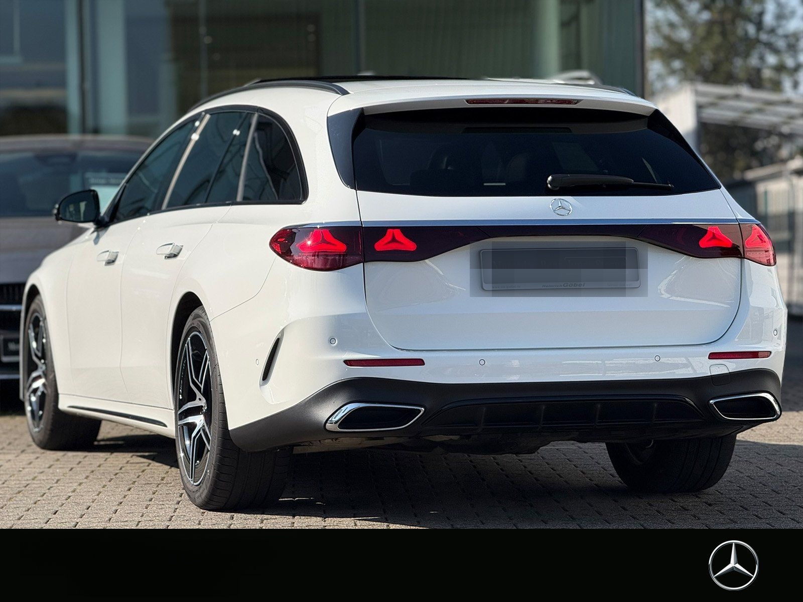 Mercedes-Benz E 220 d T AMG*AHK*PANO*BURMESTER*DISTRONIC*TOTWI foto 4
