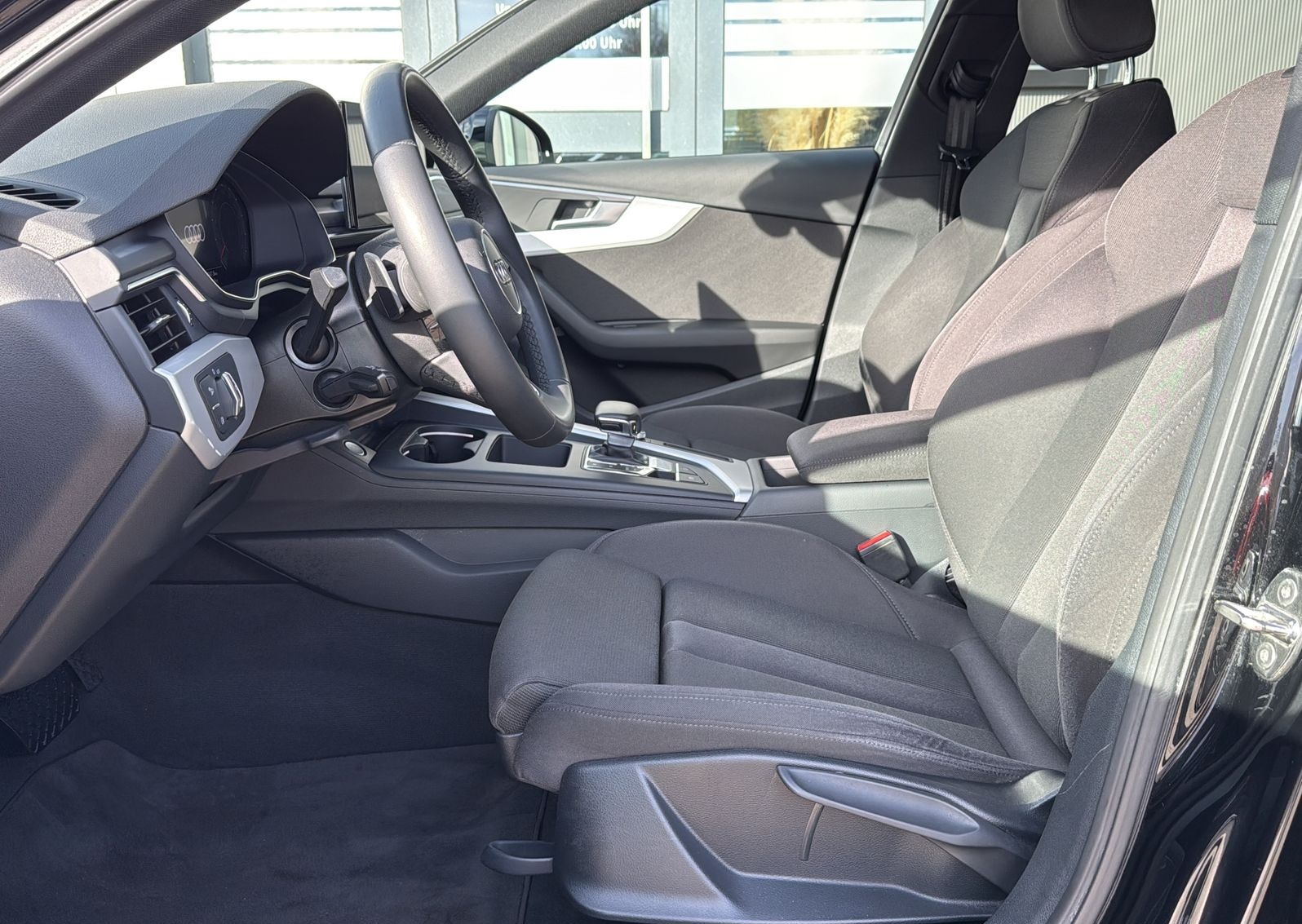 Audi A4 2.0 TDI 35 DSG S-tronic+KAMERA+NAVI+LED+TEMP foto 8