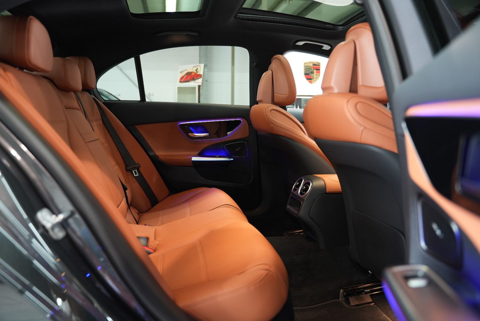 Mercedes-Benz C 300 d 4M*PANO*HUD*LEDER*DISTR*MASAGE*360°MBEAM foto 18