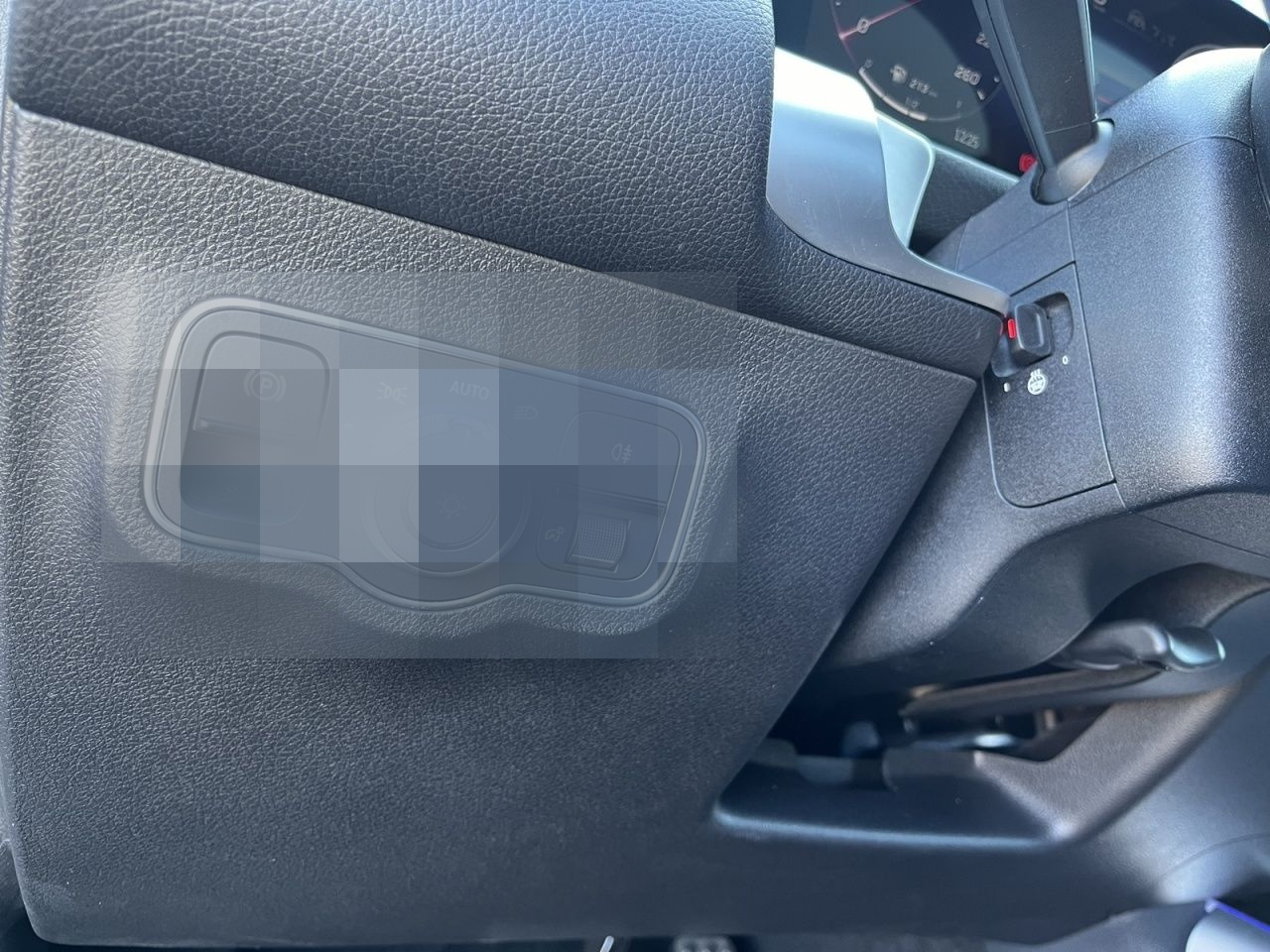 Mercedes-Benz GLB 200 d AMG+FAHRASSIST+MULTIBEAM+AMBIENTE+360 foto 14