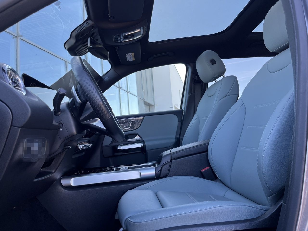 Mercedes-Benz GLB 200 d AMG+FAHRASSIST+MULTIBEAM+AMBIENTE+360 foto 18
