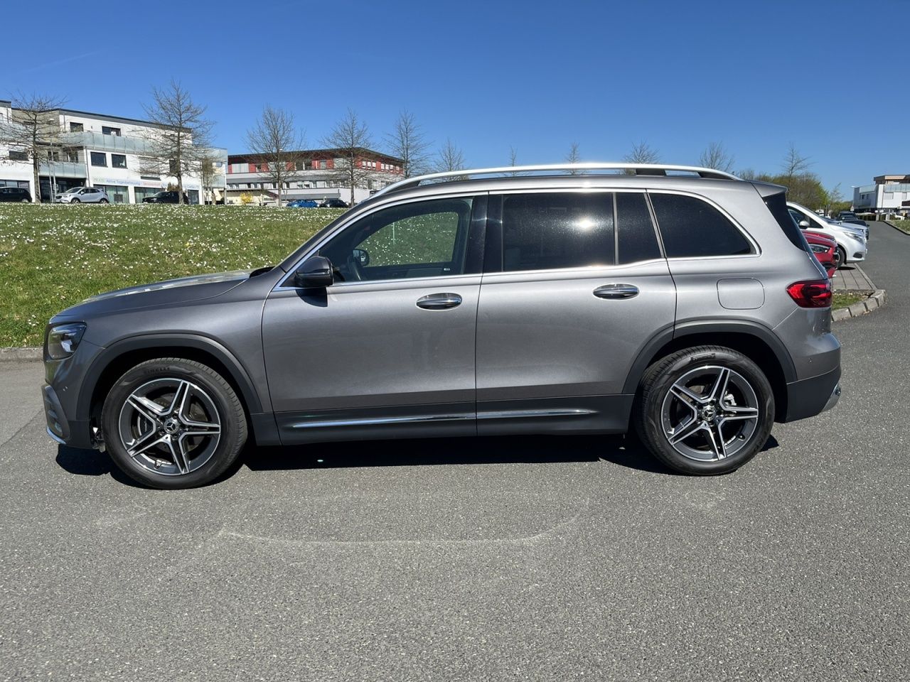 Mercedes-Benz GLB 200 d AMG+FAHRASSIST+MULTIBEAM+AMBIENTE+360 foto 4