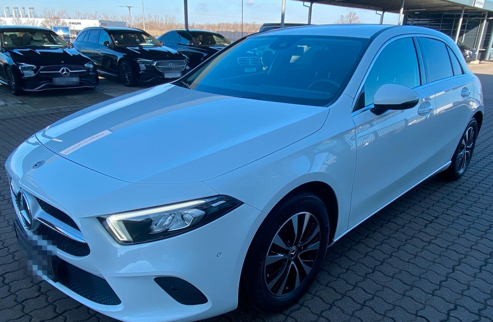 Mercedes-Benz A 200 Widescreen+AHK+Automatik+LED+Kamera+CarPl+ foto 2