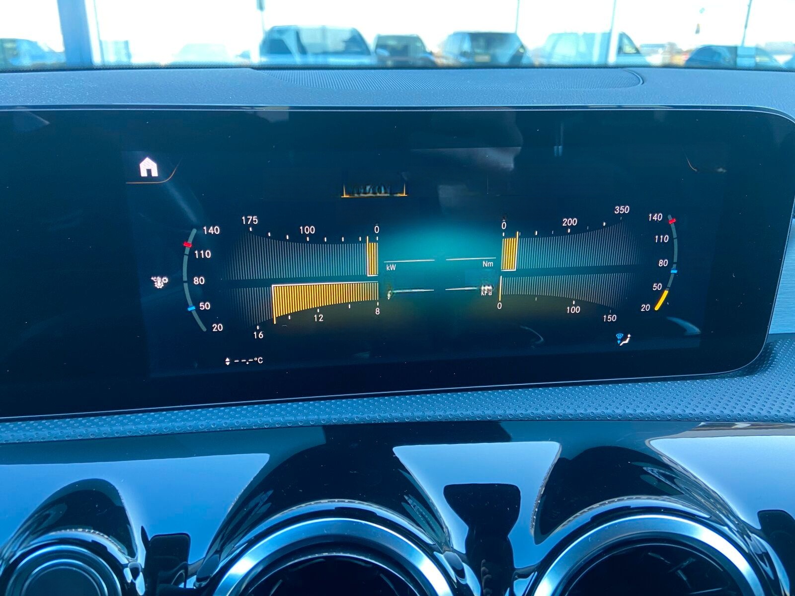 Mercedes-Benz A 200 Widescreen+AHK+Automatik+LED+Kamera+CarPl+ foto 23