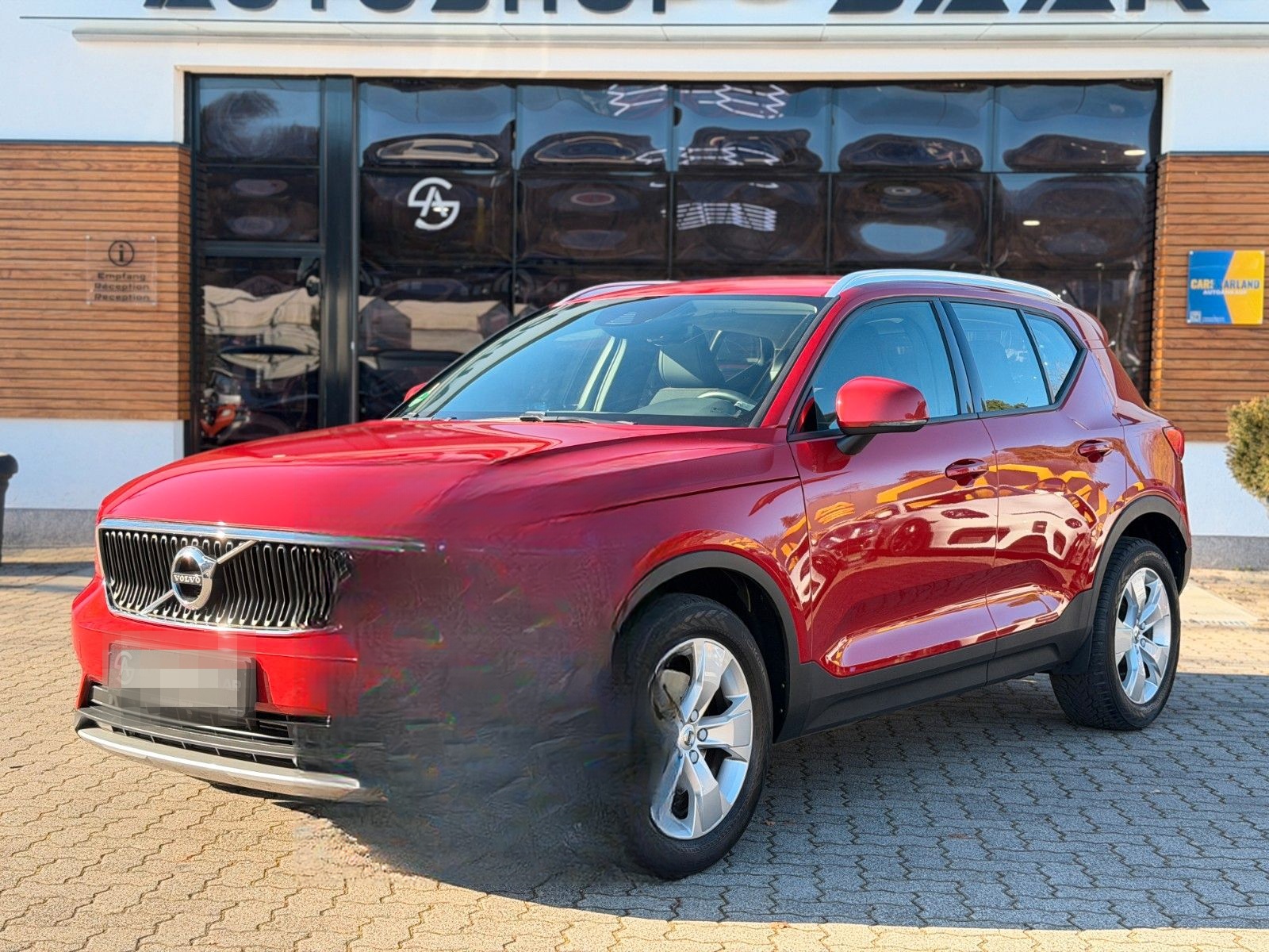 Volvo XC 40 Momentum Pro AWD CAM/SHZ/ACC foto 2