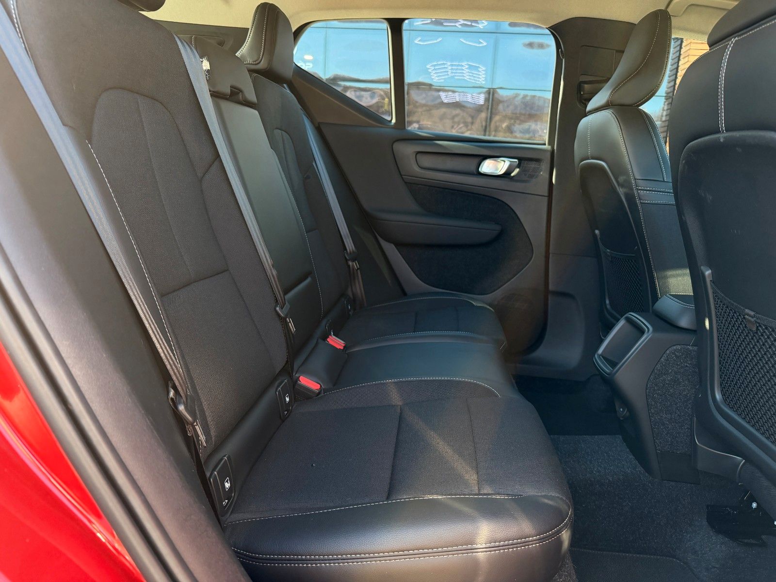 Volvo XC 40 Momentum Pro AWD CAM/SHZ/ACC foto 20