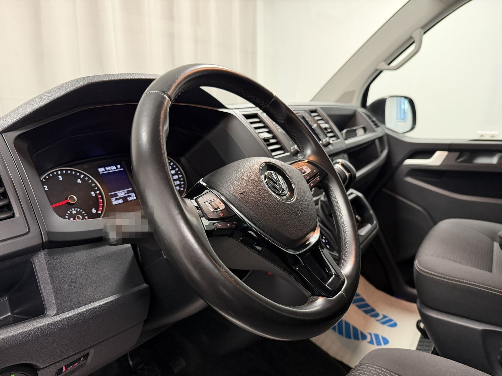 Volkswagen T6 Multivan 2.0 TDI 150PS DSG 7-Sitze Navi AHK foto 9