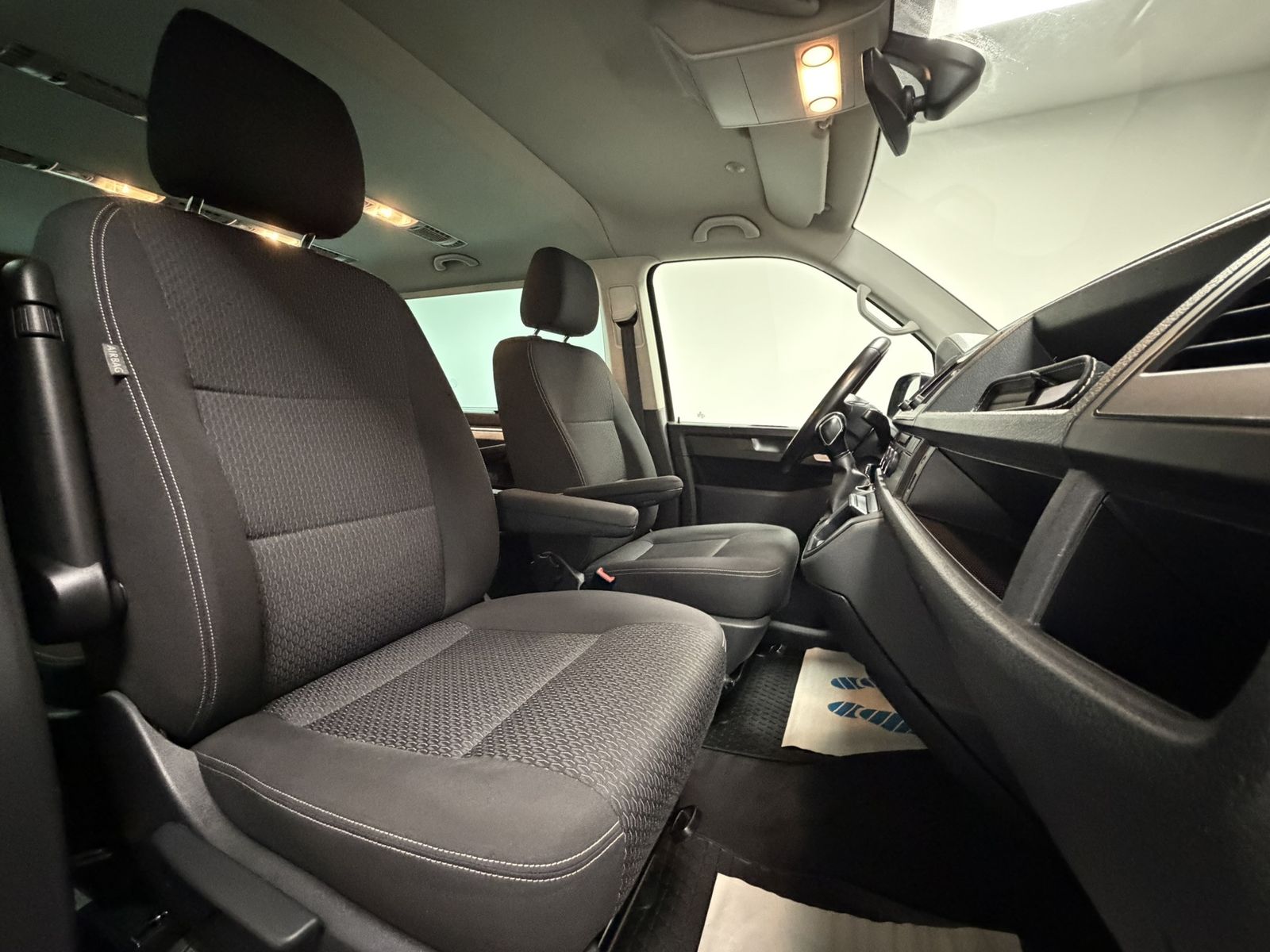 Volkswagen T6 Multivan 2.0 TDI 150PS DSG 7-Sitze Navi AHK foto 10
