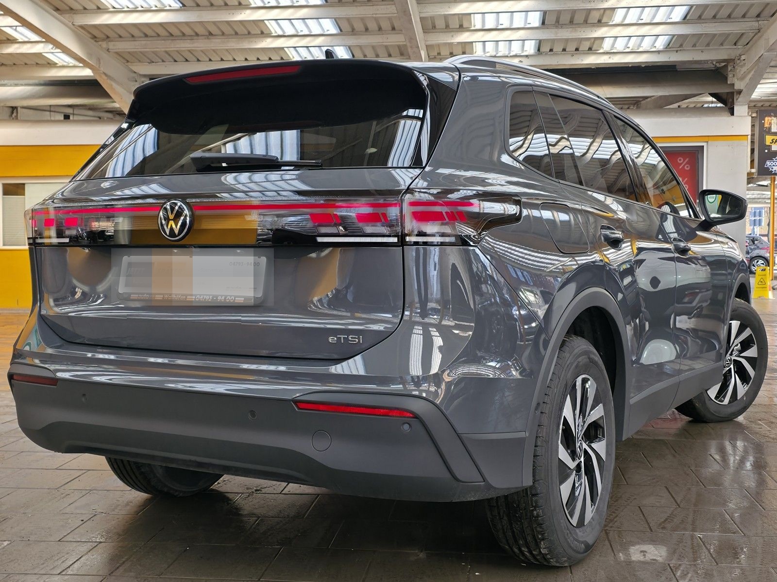 Volkswagen Tiguan Life eTSI AHK el.Heckk. Kamera Sicherheit foto 3