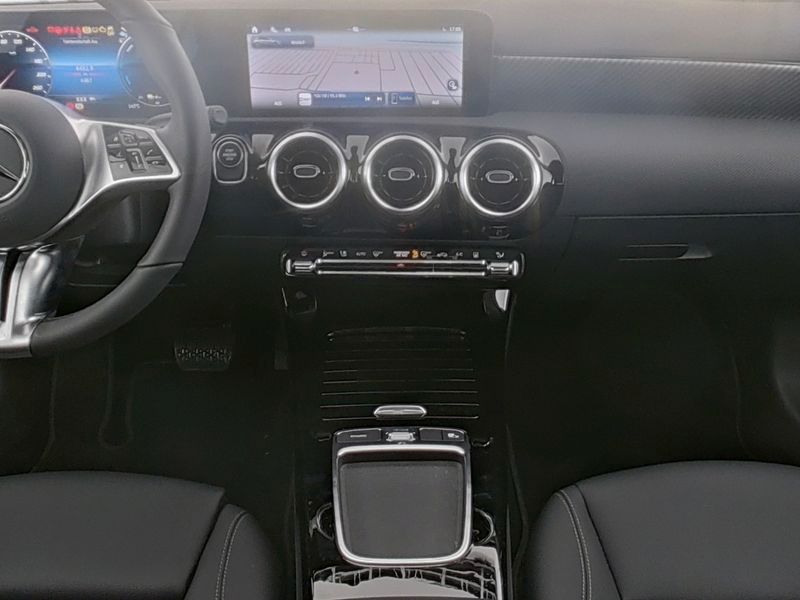 Mercedes-Benz A 250 e , PROGRESSIVE KAMERA SPUR STANDH PDC SHZ foto 9