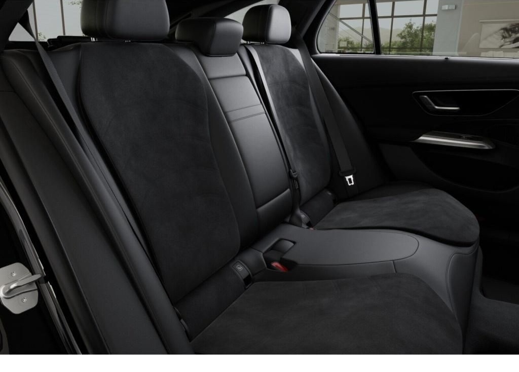 Mercedes-Benz E 300 de T 4M AMG-Sport/Pano/AHK/360/DIGITAL/19' foto 10