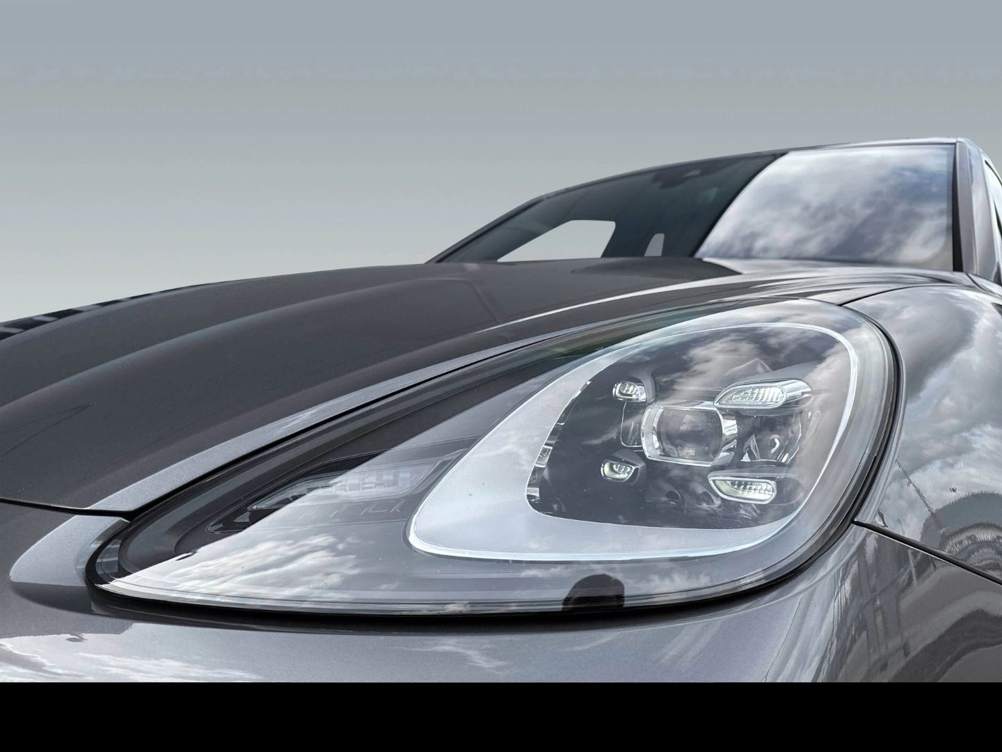 Porsche Cayenne BOSE Luftfederung Sitzbelüftung 21-Zoll foto 11