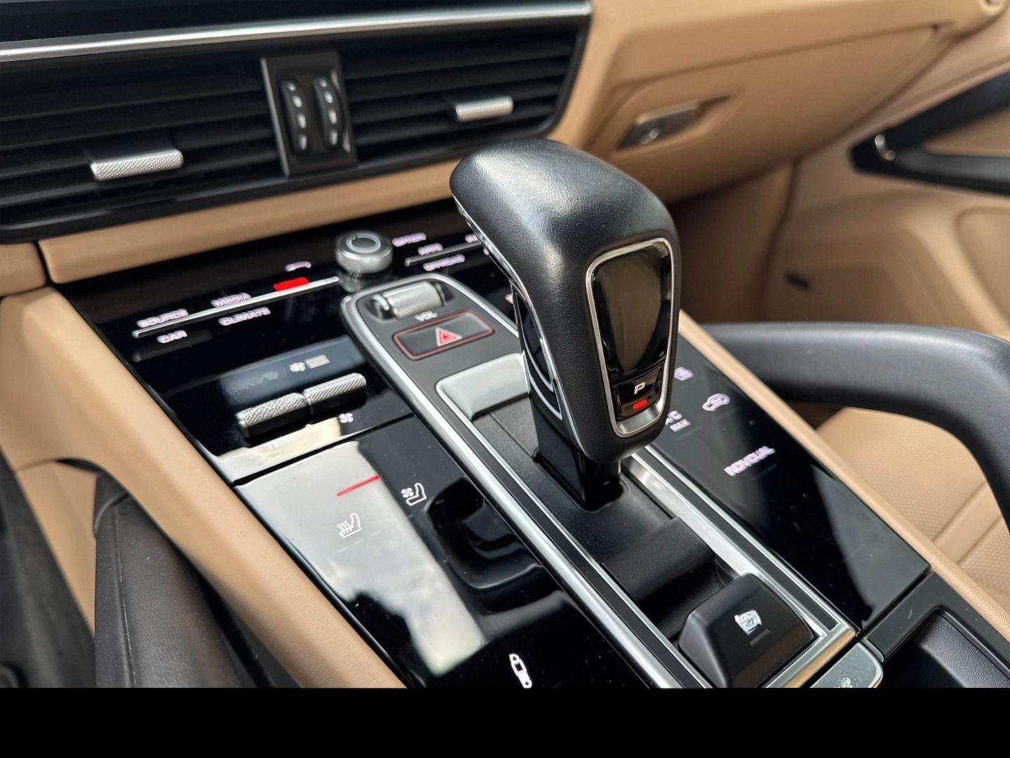 Porsche Cayenne BOSE Luftfederung Sitzbelüftung 21-Zoll foto 24