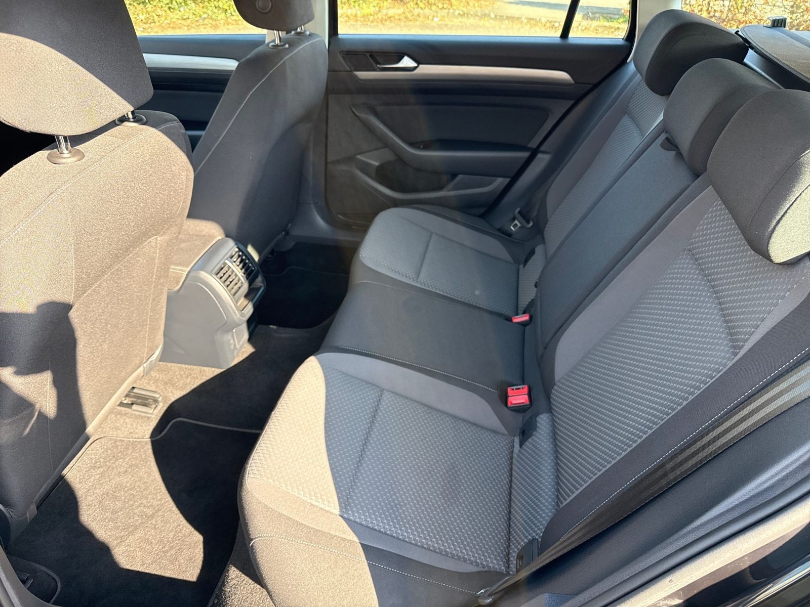 Volkswagen Passat Variant Conceptline 1.5 TSI NAVI, RFK, LE foto 14