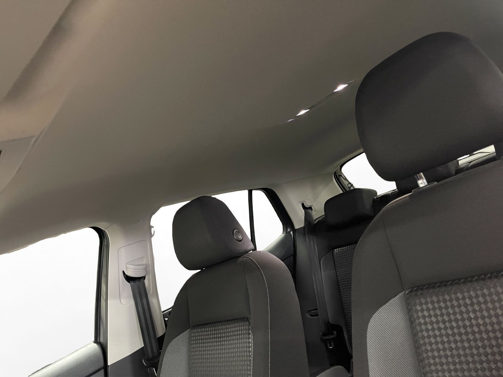 Volkswagen T-Cross 1.0 TSI Active AHK Navi PDC vo+hi ACC Ap foto 11
