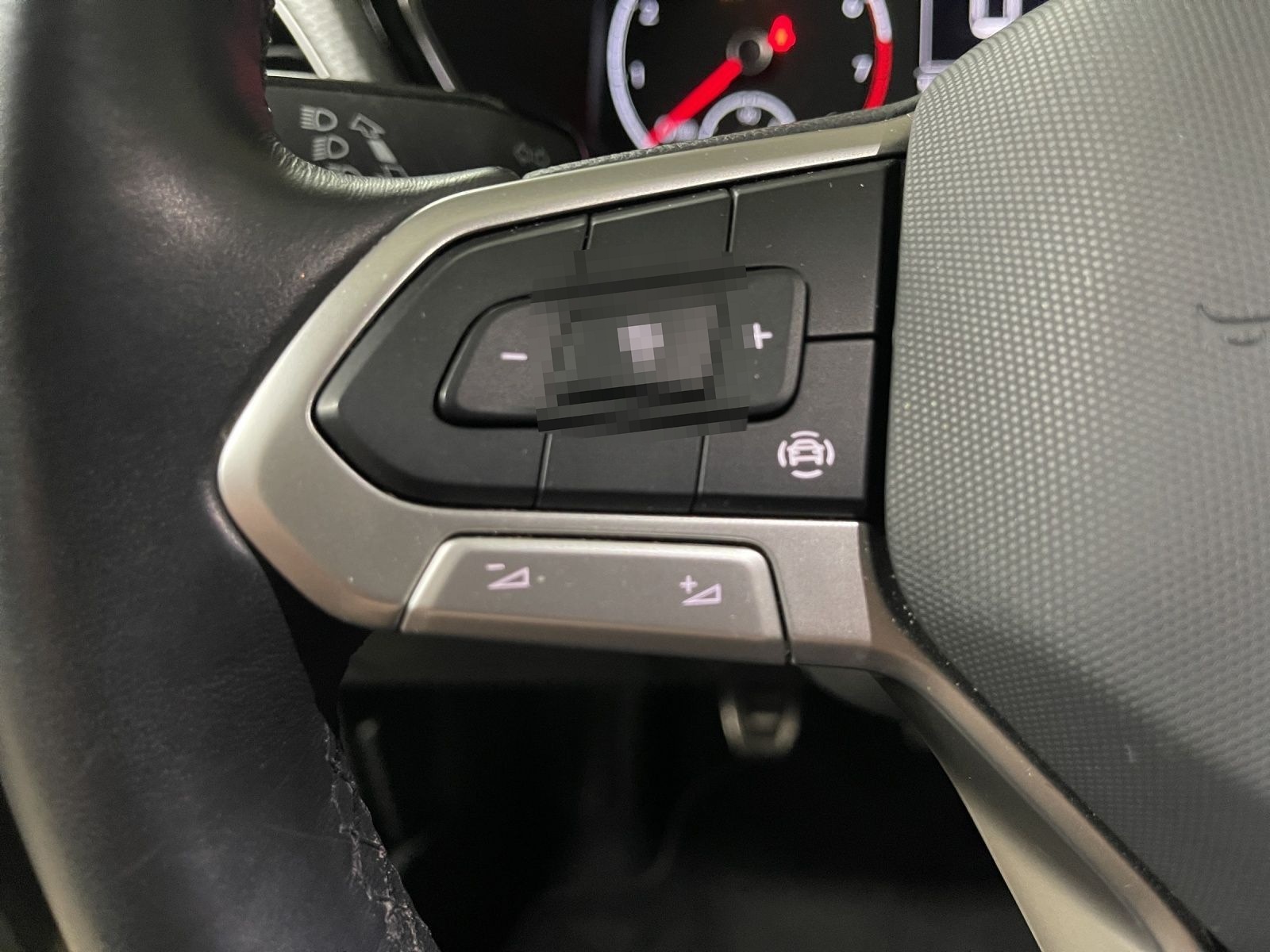 Volkswagen T-Cross 1.0 TSI Active AHK Navi PDC vo+hi ACC Ap foto 25