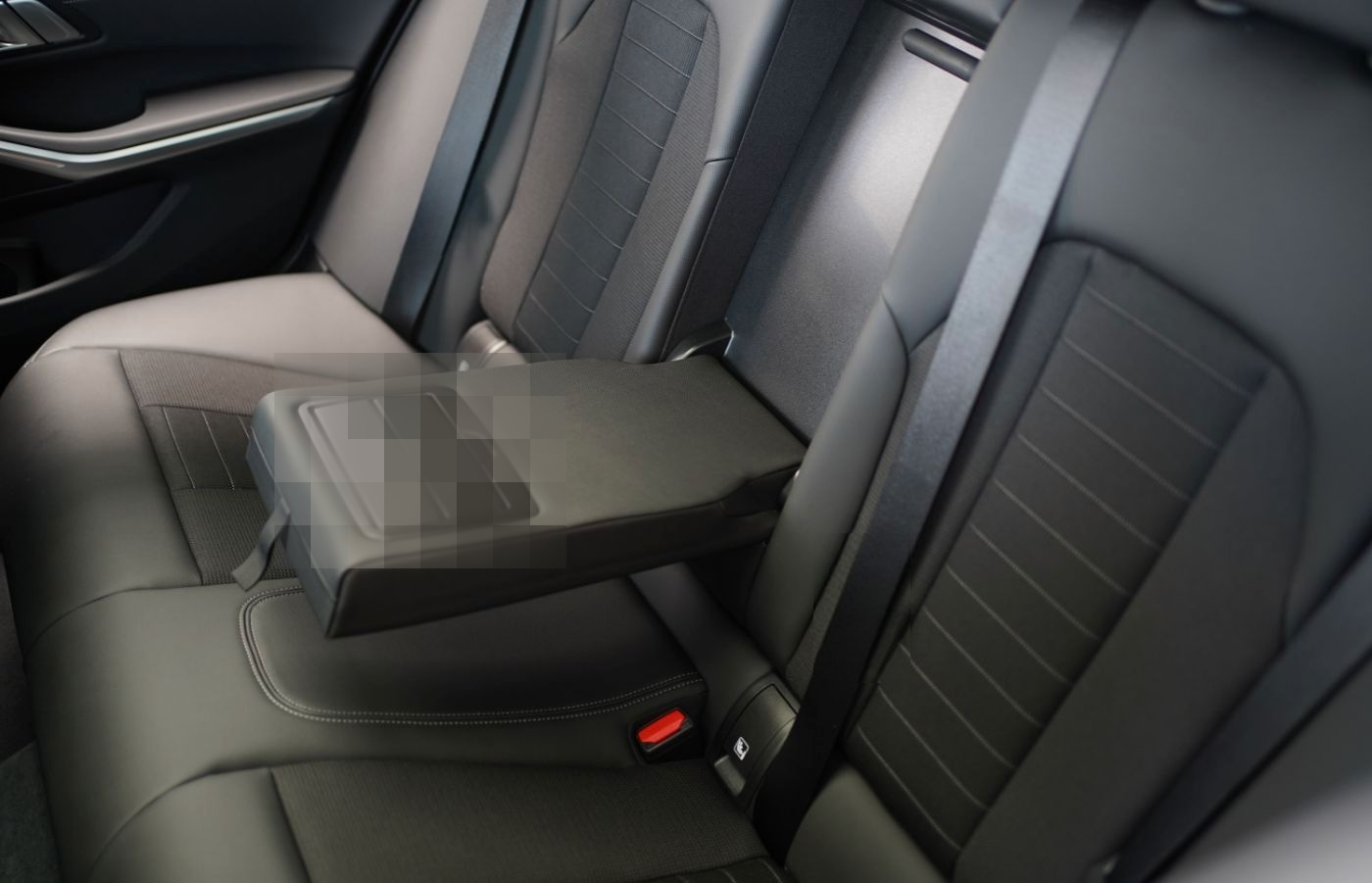 BMW 320iA+Komfortzug. +DrivingAssist+PanoramaGlasdac foto 10