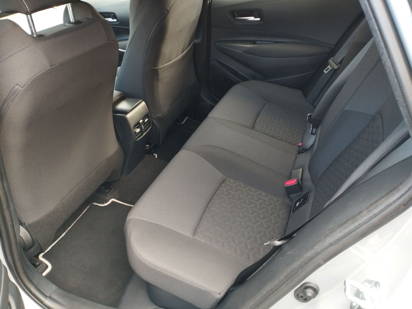 Toyota Corolla Touring Sports Team D 2.0+Technik-Paket+ foto 20