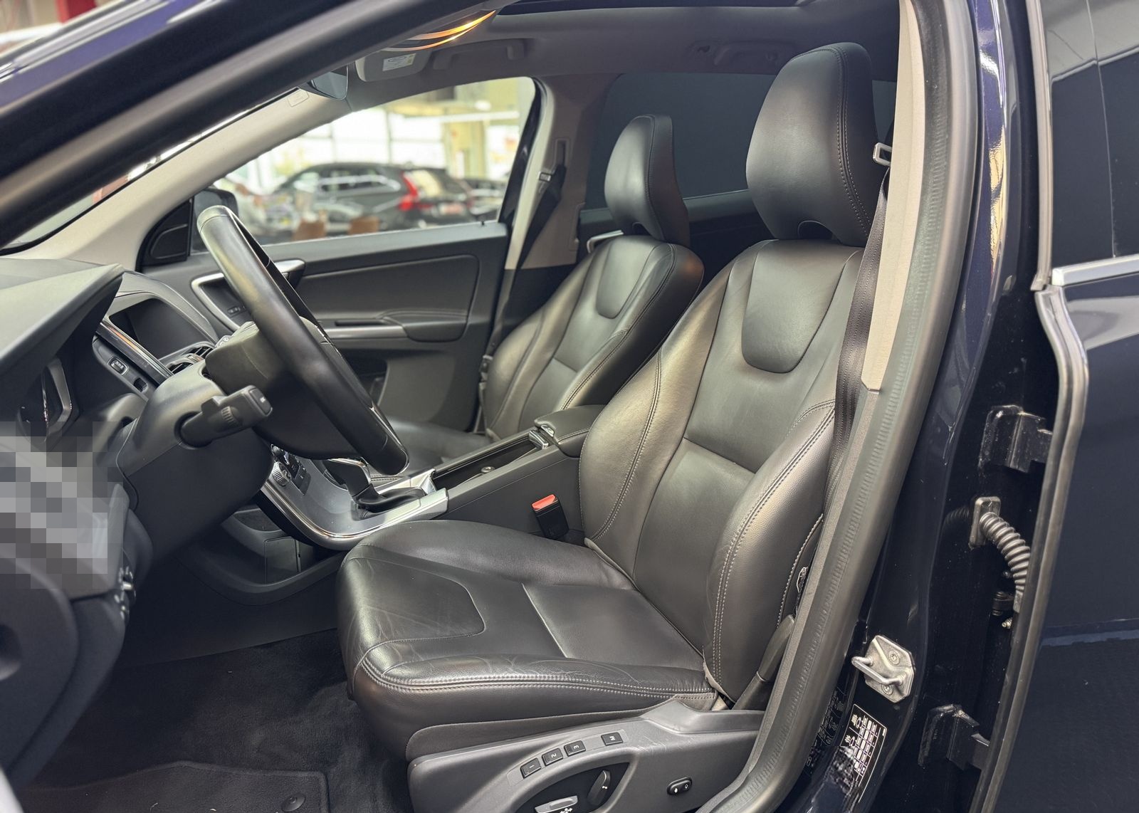 Volvo XC60 Summum AWD*PANO*3JGarantie*AHK*NAVI* foto 15