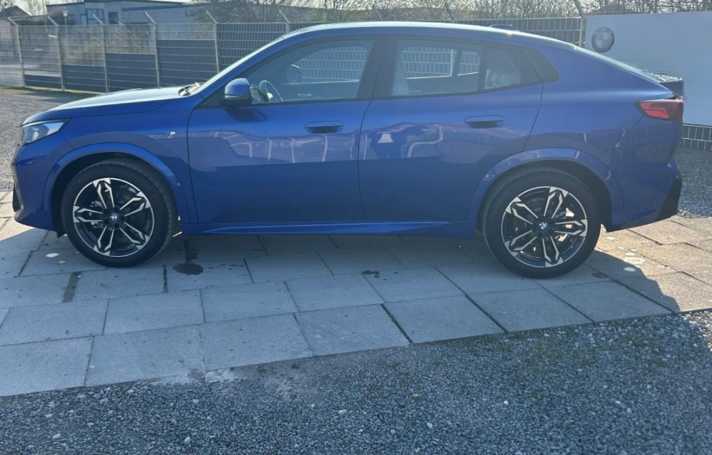 BMW X2 20i sDrive M Sport HUD Driv.Plus Keyless LED! foto 2
