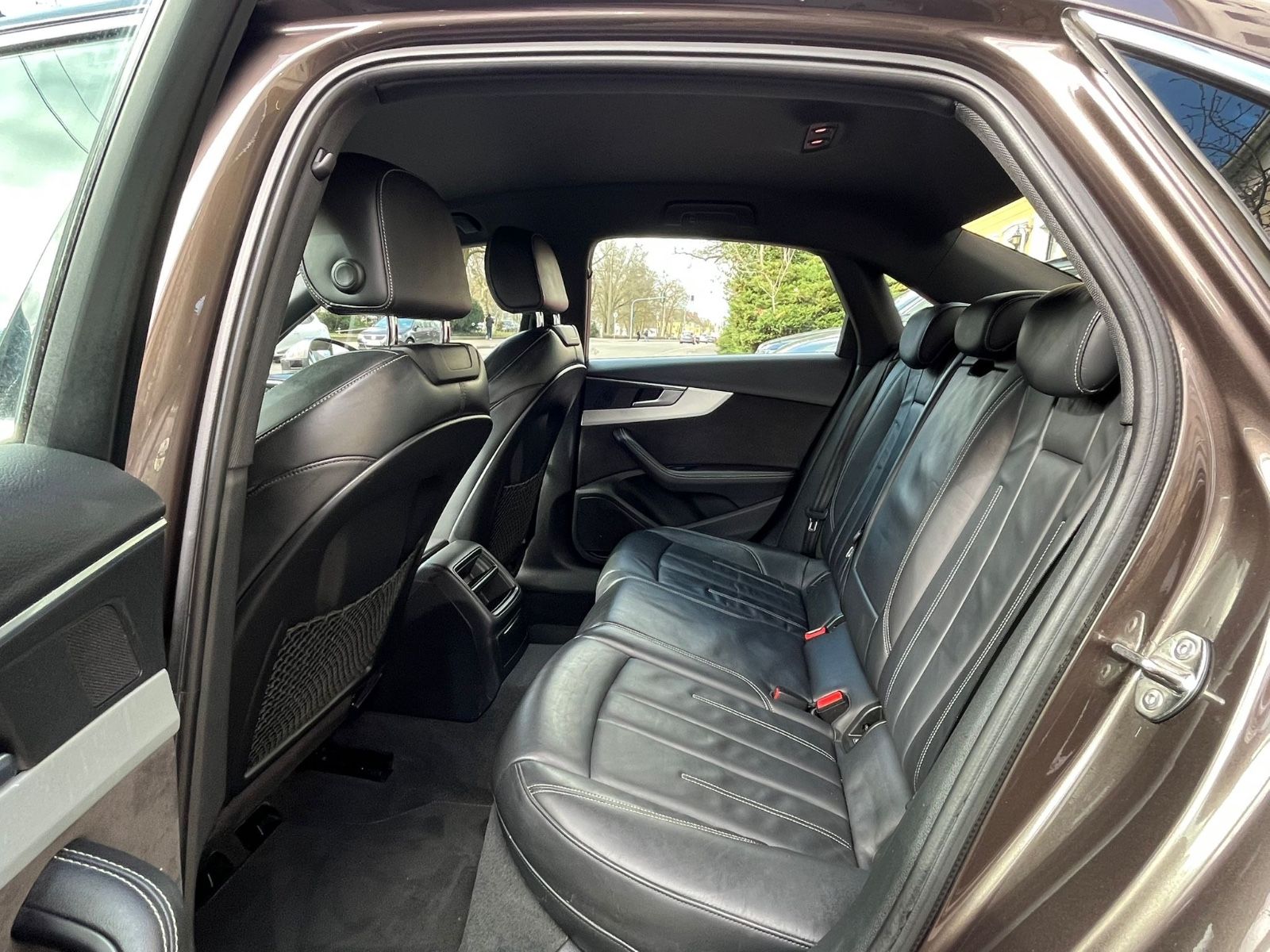 Audi A4 Lim. 2,0 TDI 190PS quattro S line Leder foto 13