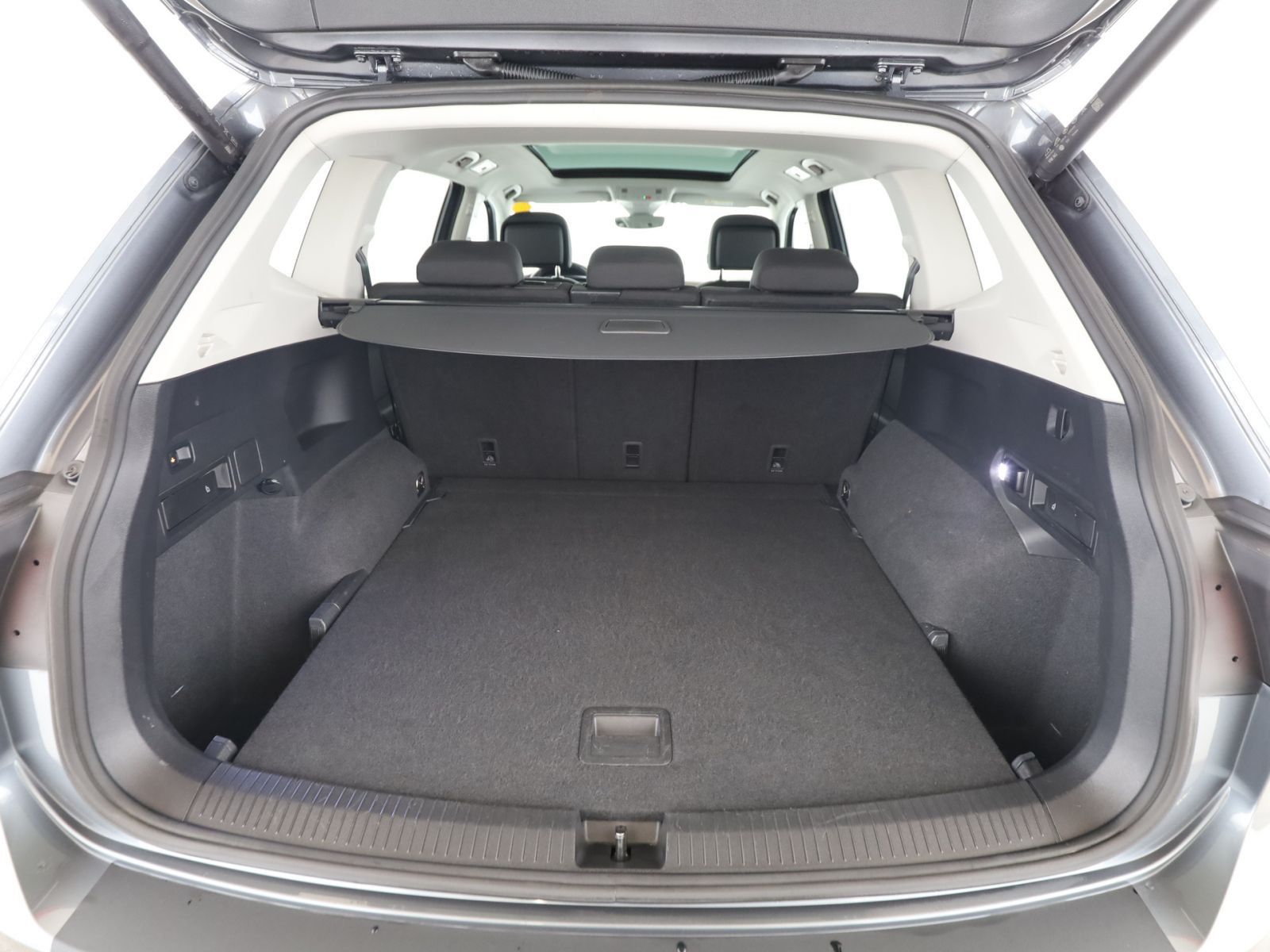 Volkswagen Tiguan Allspace 2.0 TDI Life 4M Pano+AHK+H-K+RFK foto 21
