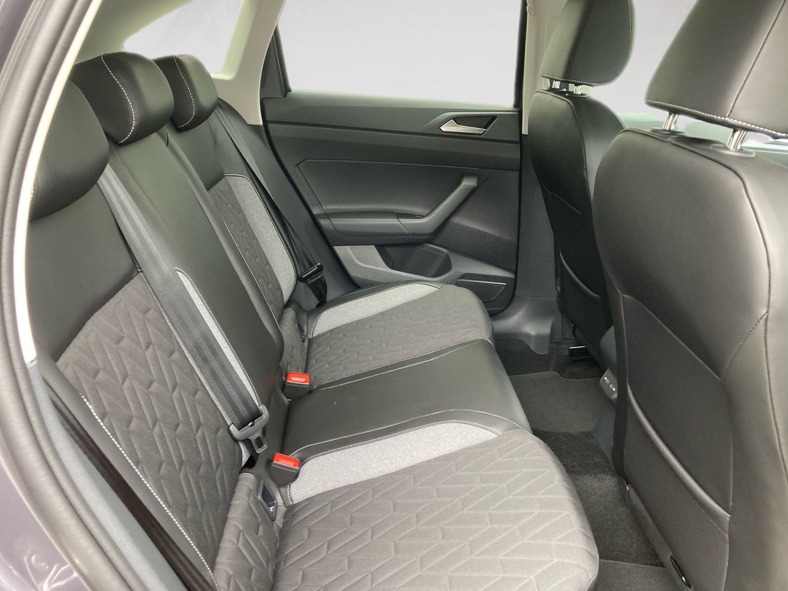 Volkswagen Taigo Life 1.0TSI 116 PS DSG AHK,KAMERA,NAVI,LED foto 10