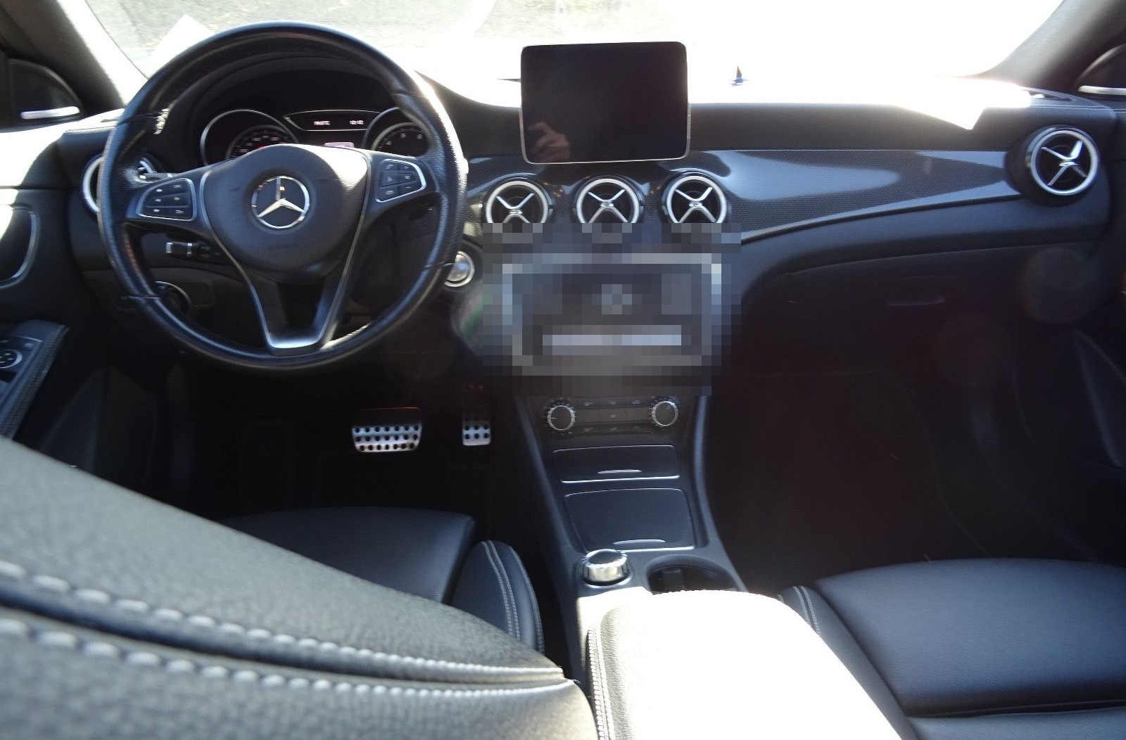 Mercedes-Benz CLA 180 Shooting b. AMG DESIG NIGHT PANORAMA foto 11